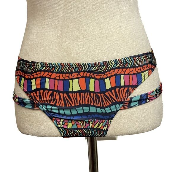 Fusipu Colorful Geometric Designed Bikini w/Cheeky Bottoms (Size: Med) - Picture 11 of 12